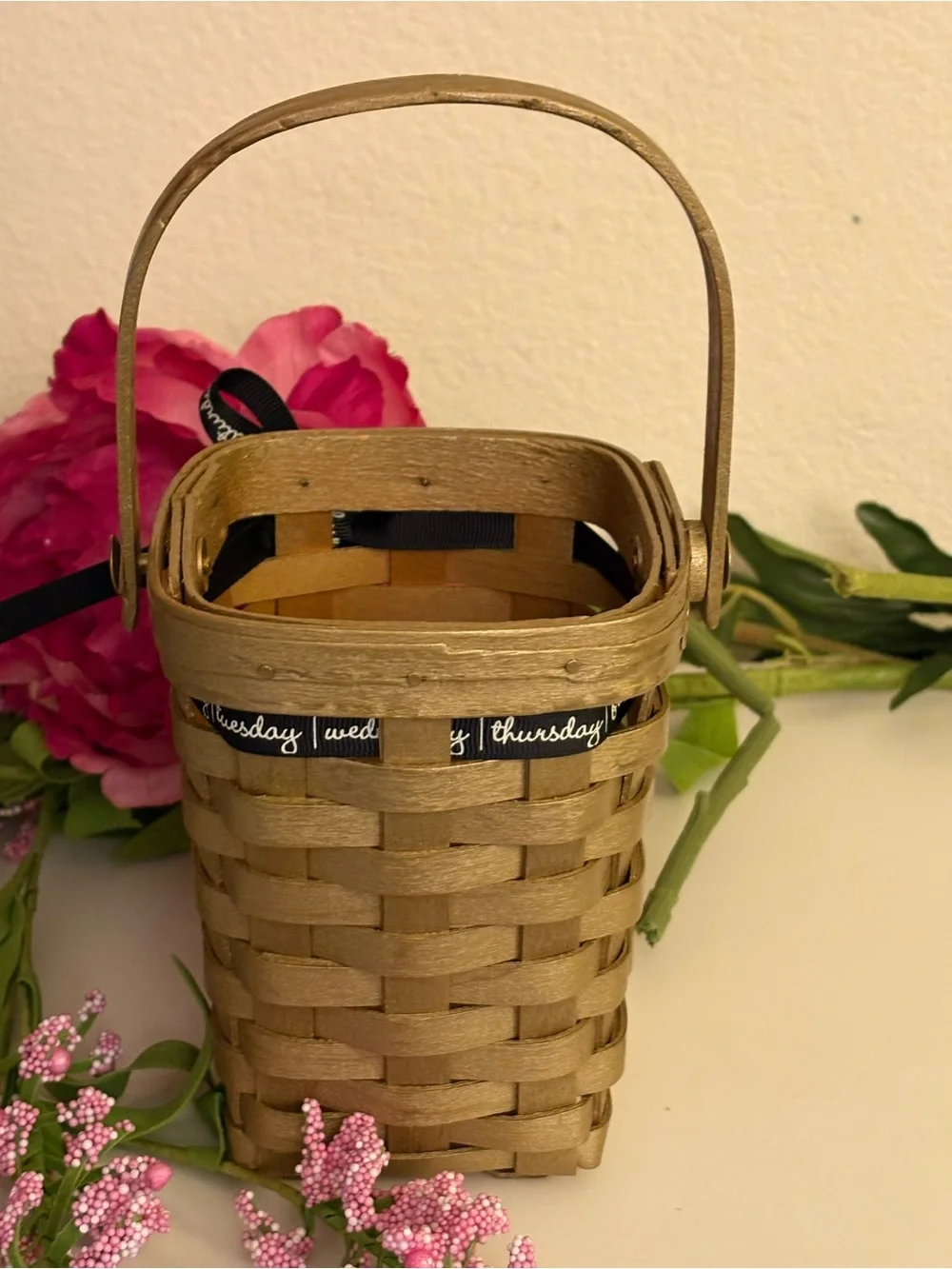 Vintage Longaberger 1998 Basket Painted Metallic Gold with Ribbon Detail